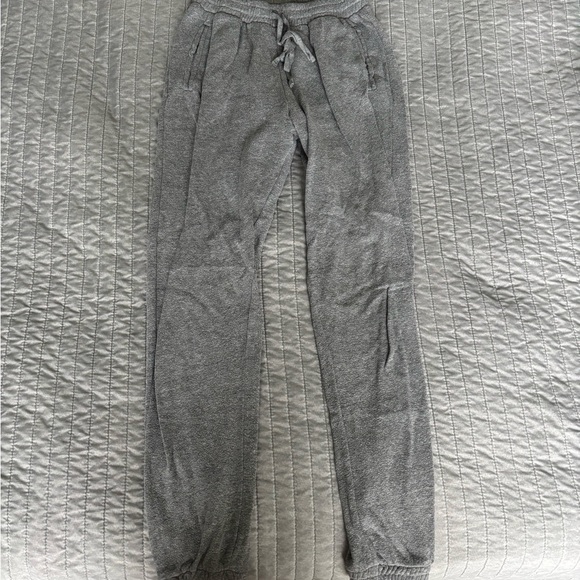 Brandy Melville Heather Gray Sweatpants - Picture 1 of 3